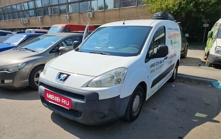 Peugeot Partner II рестайлинг 2, 2011 год, 450 000 рублей, 2 фотография