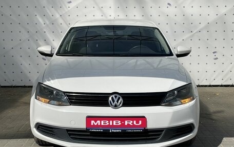 Volkswagen Jetta VI, 2011 год, 890 000 рублей, 3 фотография
