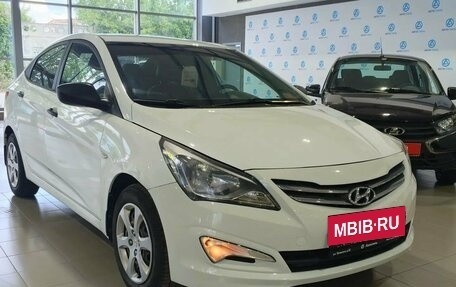 Hyundai Solaris II рестайлинг, 2016 год, 705 000 рублей, 1 фотография