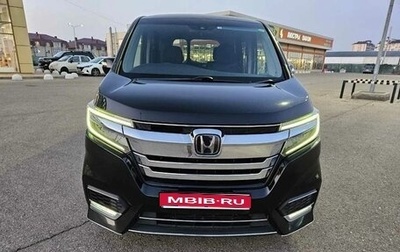 Honda Stepwgn IV, 2017 год, 1 890 000 рублей, 1 фотография