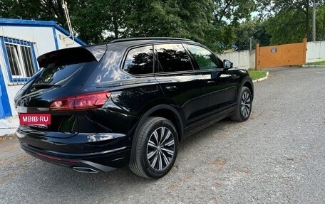 Volkswagen Touareg III, 2019 год, 4 900 000 рублей, 5 фотография