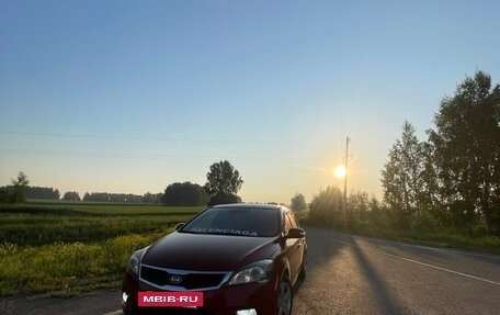 KIA cee'd I рестайлинг, 2010 год, 770 000 рублей, 3 фотография