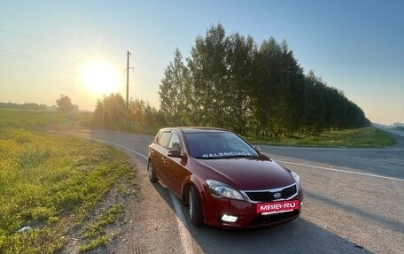 KIA cee'd I рестайлинг, 2010 год, 770 000 рублей, 2 фотография