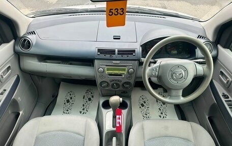 Mazda Demio III (DE), 2002 год, 499 999 рублей, 16 фотография