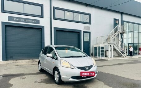 Honda Fit III, 2008 год, 549 999 рублей, 8 фотография
