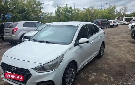 Hyundai Solaris II рестайлинг, 2018 год, 630 000 рублей, 2 фотография