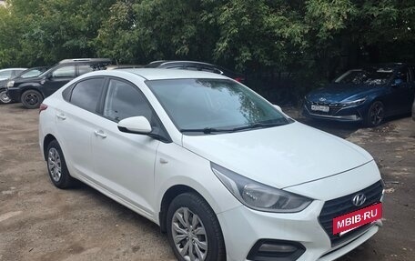 Hyundai Solaris II рестайлинг, 2018 год, 630 000 рублей, 3 фотография