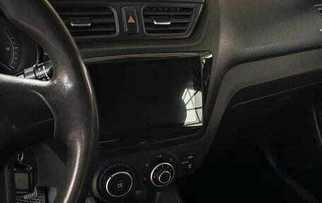 KIA Rio III рестайлинг, 2014 год, 1 000 000 рублей, 12 фотография