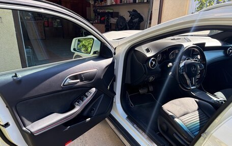Mercedes-Benz GLA, 2015 год, 2 200 000 рублей, 27 фотография