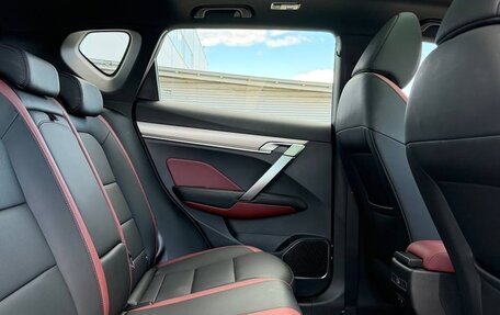 Geely Coolray I, 2023 год, 2 100 000 рублей, 6 фотография