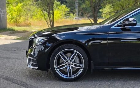 Mercedes-Benz E-Класс, 2018 год, 3 000 000 рублей, 3 фотография
