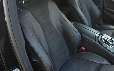 Mercedes-Benz E-Класс, 2018 год, 3 000 000 рублей, 11 фотография