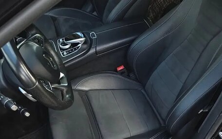 Mercedes-Benz E-Класс, 2018 год, 3 000 000 рублей, 10 фотография
