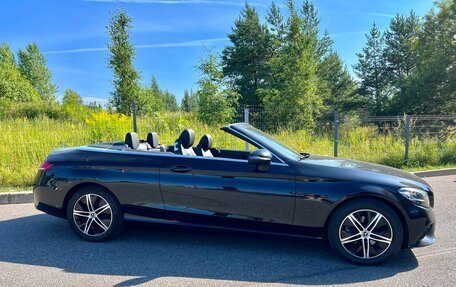 Mercedes-Benz C-Класс, 2019 год, 3 950 000 рублей, 4 фотография