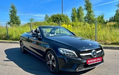 Mercedes-Benz C-Класс, 2019 год, 3 950 000 рублей, 3 фотография