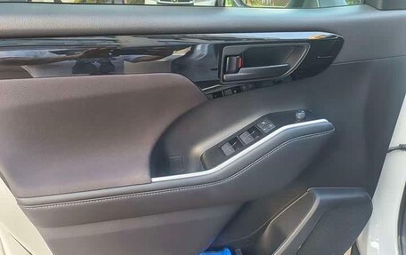 Toyota Highlander, 2026 год, 4 454 444 рублей, 15 фотография