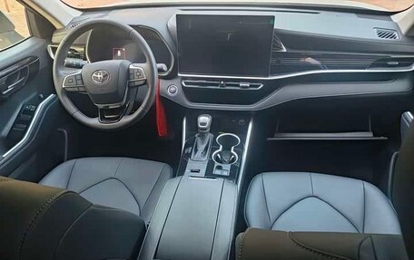Toyota Highlander, 2026 год, 4 454 444 рублей, 12 фотография
