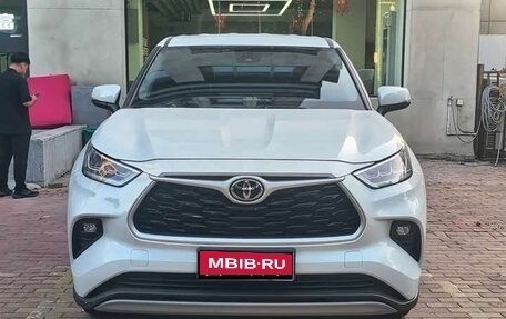 Toyota Highlander, 2026 год, 4 454 444 рублей, 2 фотография