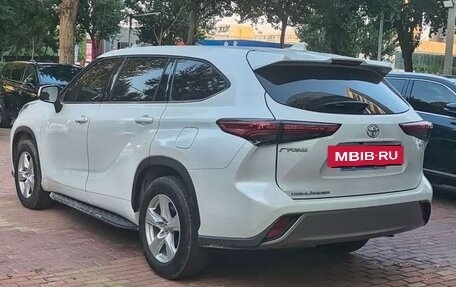 Toyota Highlander, 2026 год, 4 454 444 рублей, 5 фотография