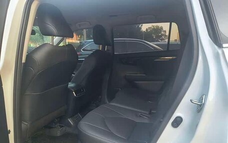 Toyota Highlander, 2026 год, 4 454 444 рублей, 18 фотография