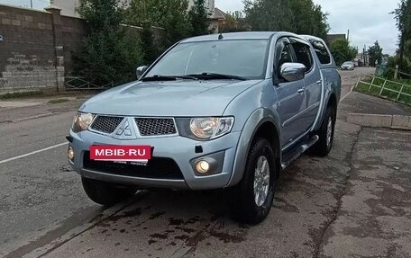 Mitsubishi L200 IV рестайлинг, 2011 год, 1 699 000 рублей, 6 фотография