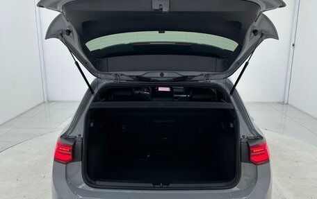 Volkswagen Golf VIII, 2023 год, 2 092 300 рублей, 20 фотография