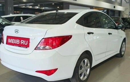 Hyundai Solaris II рестайлинг, 2016 год, 705 000 рублей, 3 фотография