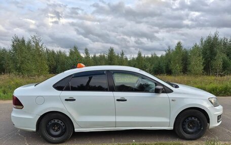 Volkswagen Polo VI (EU Market), 2018 год, 500 000 рублей, 4 фотография