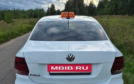 Volkswagen Polo VI (EU Market), 2018 год, 500 000 рублей, 3 фотография