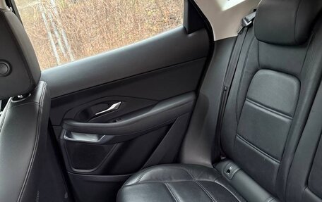 Jaguar E-Pace, 2018 год, 2 645 000 рублей, 8 фотография