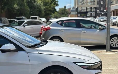 Hyundai Elantra, 2026 год, 2 100 000 рублей, 3 фотография