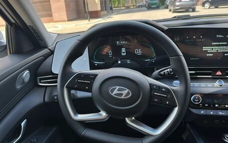 Hyundai Elantra, 2026 год, 2 100 000 рублей, 10 фотография