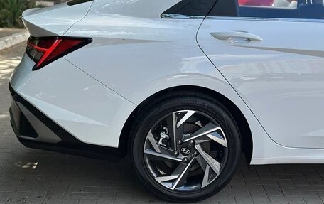 Hyundai Elantra, 2026 год, 2 100 000 рублей, 12 фотография