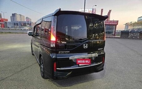 Honda Stepwgn IV, 2017 год, 1 890 000 рублей, 8 фотография