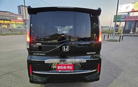 Honda Stepwgn IV, 2017 год, 1 890 000 рублей, 7 фотография