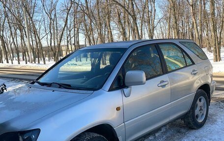 Lexus RX IV рестайлинг, 2001 год, 800 000 рублей, 8 фотография