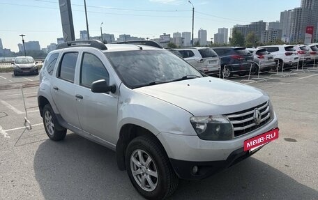 Renault Duster I рестайлинг, 2014 год, 950 000 рублей, 2 фотография