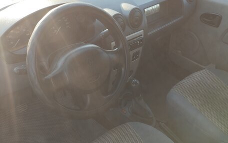 Renault Logan I, 2007 год, 300 000 рублей, 3 фотография