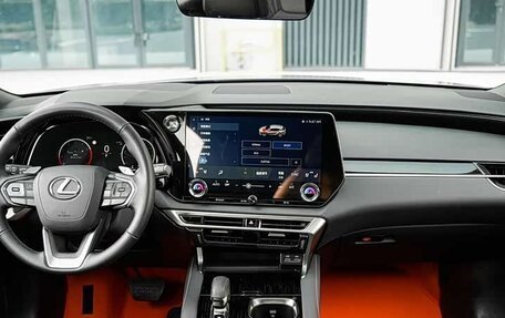 Lexus RX IV рестайлинг, 2026 год, 5 630 030 рублей, 16 фотография