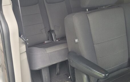 Dodge Caravan V, 2008 год, 850 000 рублей, 13 фотография