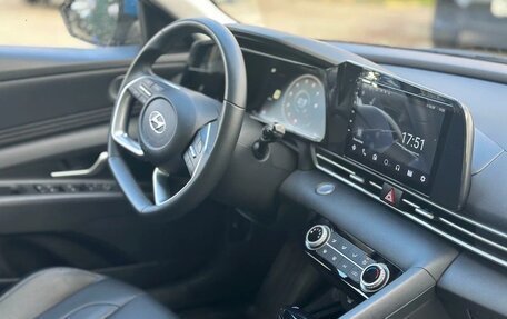 Hyundai Elantra, 2022 год, 1 540 000 рублей, 10 фотография