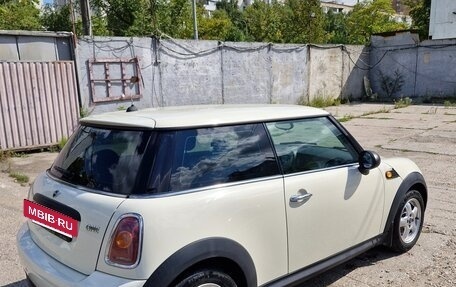MINI Hatch, 2010 год, 890 000 рублей, 2 фотография