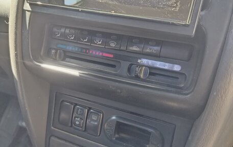 Mazda 323, 1997 год, 220 000 рублей, 19 фотография