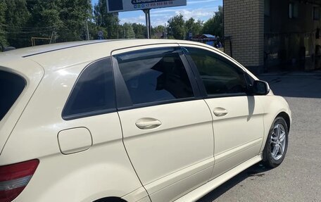 Mercedes-Benz B-Класс, 2009 год, 690 000 рублей, 3 фотография