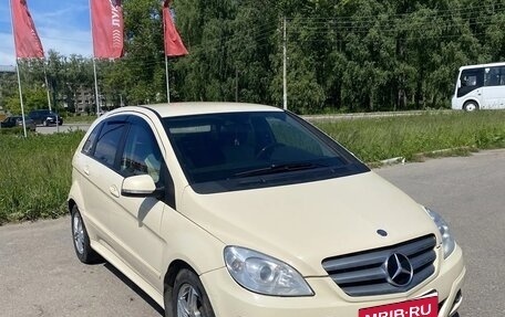 Mercedes-Benz B-Класс, 2009 год, 690 000 рублей, 2 фотография
