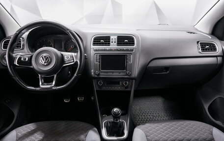 Volkswagen Polo VI (EU Market), 2018 год, 1 212 000 рублей, 3 фотография