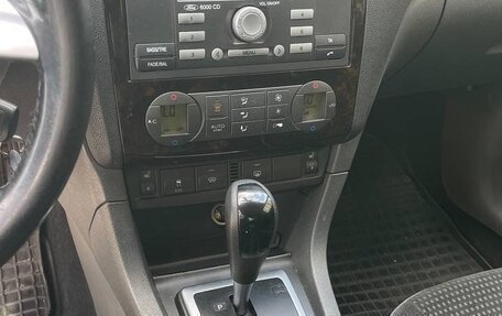 Ford Focus II рестайлинг, 2007 год, 650 000 рублей, 17 фотография