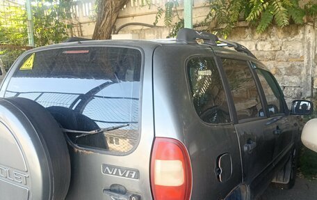 Chevrolet Niva I рестайлинг, 2004 год, 260 000 рублей, 2 фотография