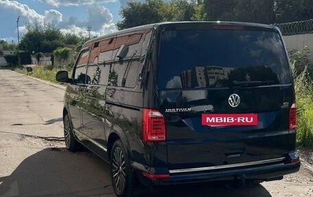 Volkswagen Multivan T6 рестайлинг, 2016 год, 3 910 000 рублей, 8 фотография