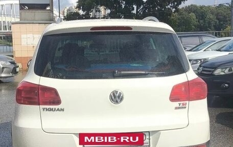Volkswagen Tiguan I, 2013 год, 950 000 рублей, 4 фотография